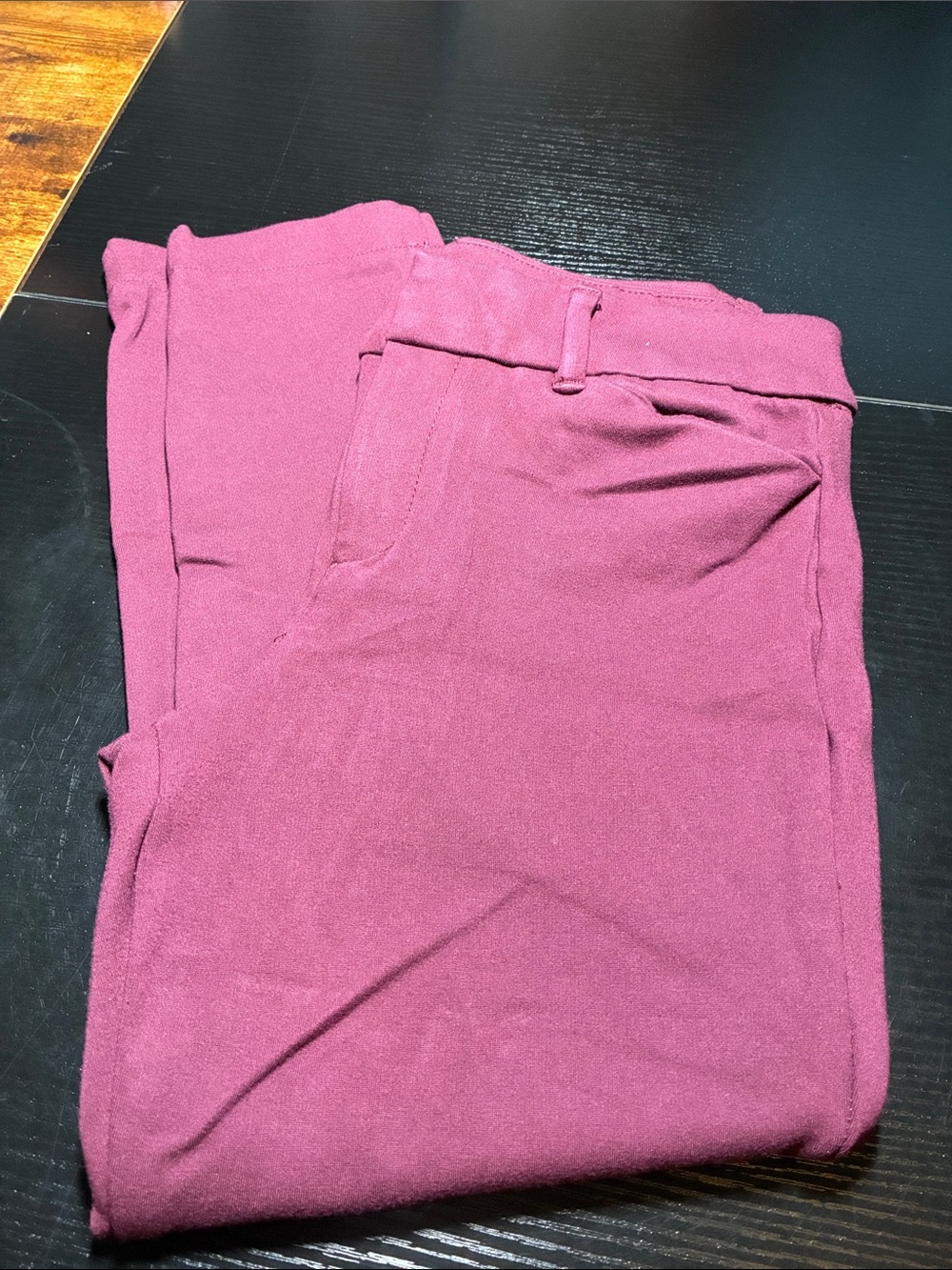 Old Navy Women's Mauve Cropped Pants